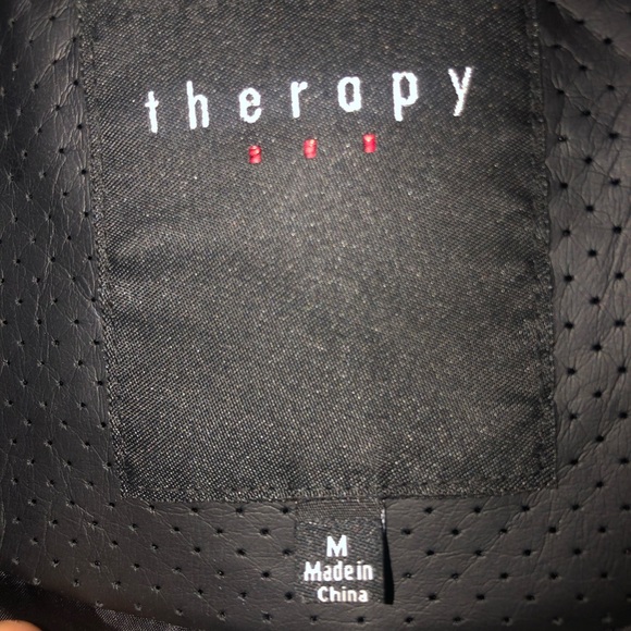 Women’s black Therapy jacket Size M - Picture 2 of 4
